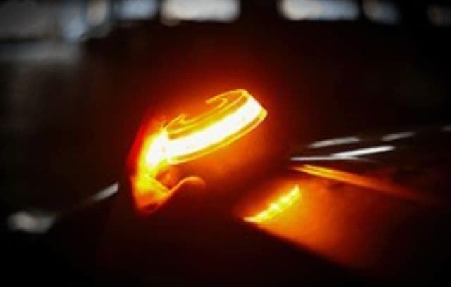 LUZ DE EMERGENCIA V16 CON GEOLOCALIZACIÓN HOMOLOGADA DGT - LUZ BALIZA PARA VEHICULOS - Imagen 3